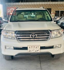 تۆیۆتا لاند کروزەر